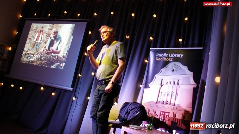 Zdjęcie w galerii na portalu naszraciborz.pl: Filmowa Noc w bibliotece z… Olgierdem Łukaszewiczem i innymi atrakcjami wiadomości z regionu