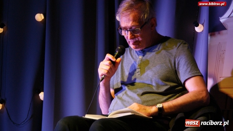 Zdjęcie w galerii na portalu naszraciborz.pl: Filmowa Noc w bibliotece z… Olgierdem Łukaszewiczem i innymi atrakcjami wiadomości z regionu