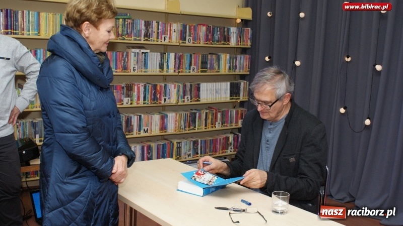Zdjęcie w galerii na portalu naszraciborz.pl: Filmowa Noc w bibliotece z… Olgierdem Łukaszewiczem i innymi atrakcjami wiadomości z regionu