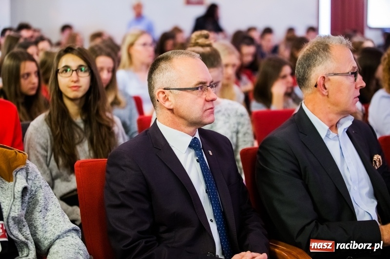 Zdjęcie w galerii na portalu naszraciborz.pl: Mieszko inspiruje. Światowy Tydzień Przedsiębiorczości na zamku  wiadomości z regionu