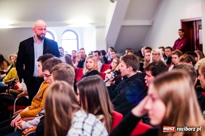 Zdjęcie w galerii na portalu naszraciborz.pl: Mieszko inspiruje. Światowy Tydzień Przedsiębiorczości na zamku  wiadomości z regionu