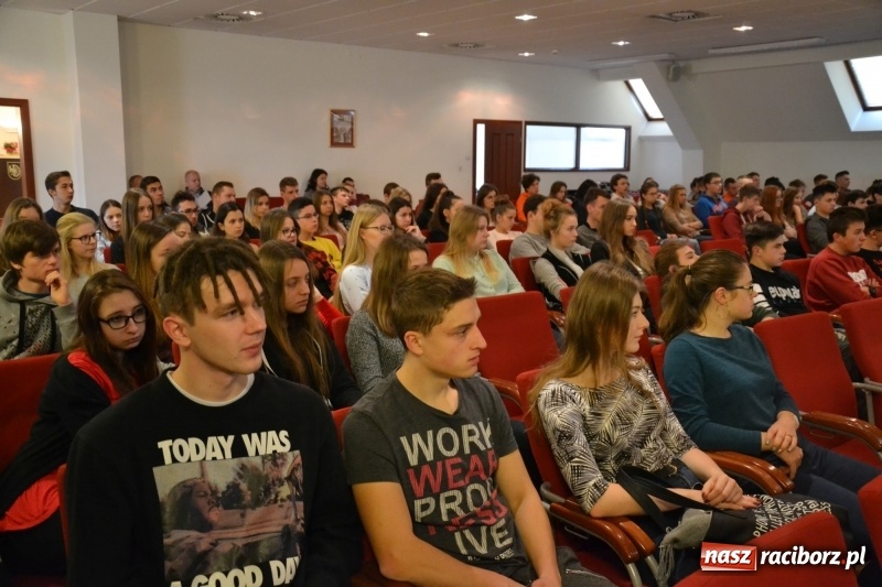 Zdjęcie w galerii na portalu naszraciborz.pl: Mieszko inspiruje. Światowy Tydzień Przedsiębiorczości na zamku  wiadomości z regionu