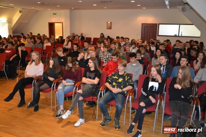 Zdjęcie w galerii na portalu naszraciborz.pl: Mieszko inspiruje. Światowy Tydzień Przedsiębiorczości na zamku  wiadomości z regionu