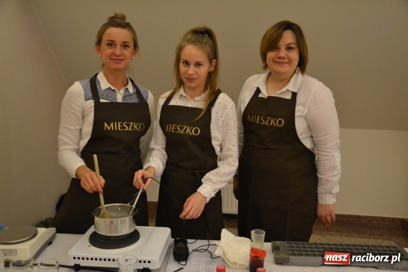 Zdjęcie w galerii na portalu naszraciborz.pl: Mieszko inspiruje. Światowy Tydzień Przedsiębiorczości na zamku  wiadomości z regionu