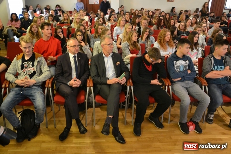 Zdjęcie w galerii na portalu naszraciborz.pl: Mieszko inspiruje. Światowy Tydzień Przedsiębiorczości na zamku  wiadomości z regionu