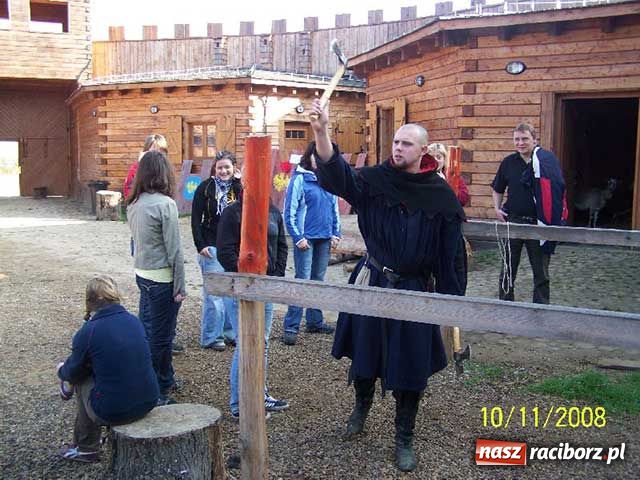 Zdjęcie w galerii na portalu naszraciborz.pl: Młodzież współpracuje wiadomości z regionu