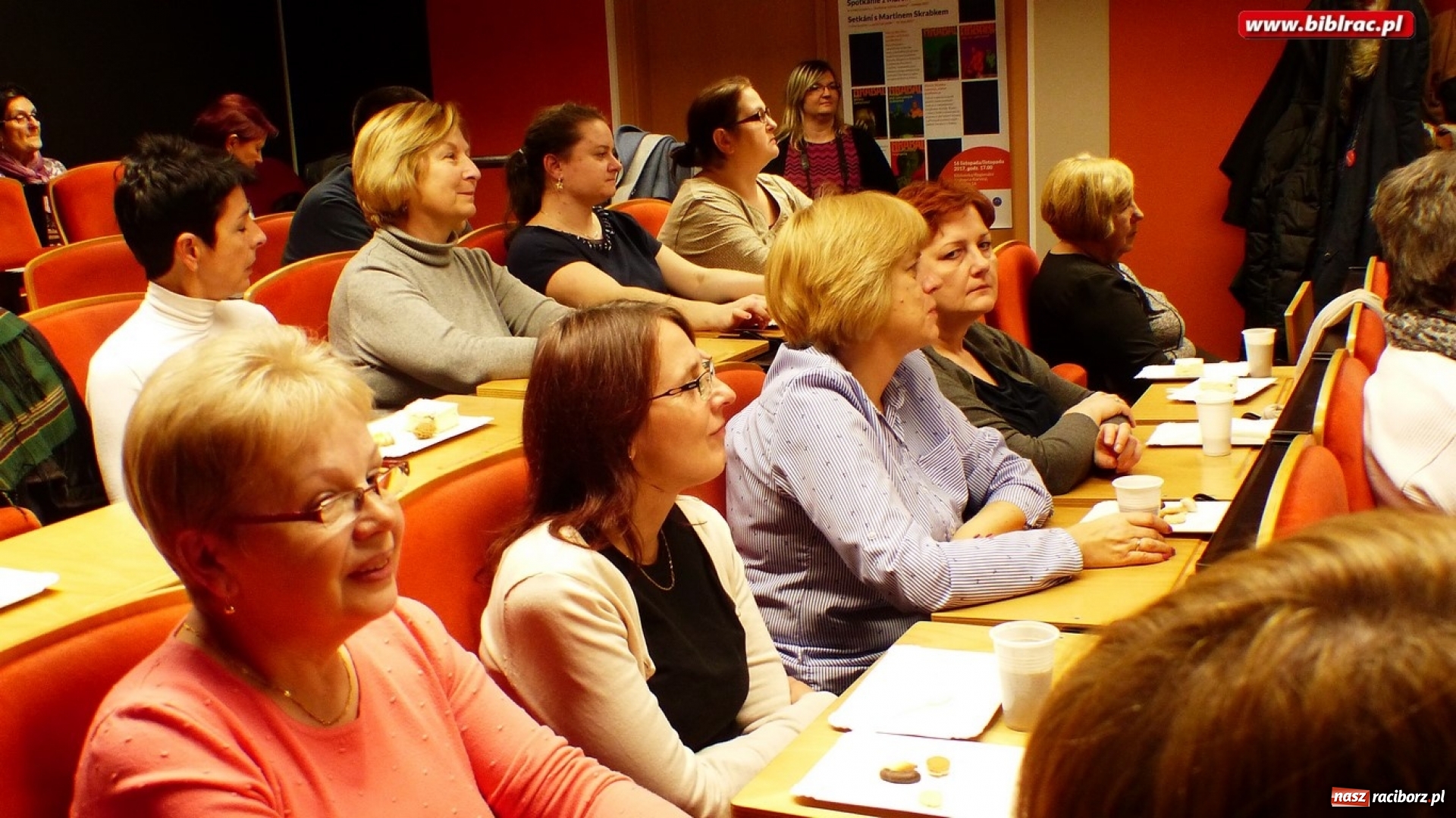 Zdjęcie w galerii na portalu naszraciborz.pl: Nie tylko Hrabal! - spotkanie z Marcinem Skrabką w bibliotece w Karwinie wiadomości z regionu