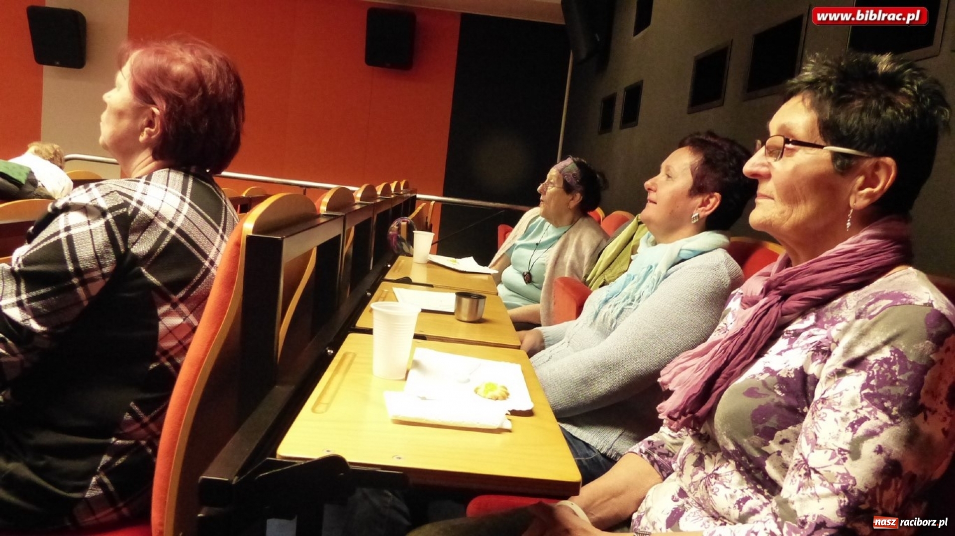 Zdjęcie w galerii na portalu naszraciborz.pl: Nie tylko Hrabal! - spotkanie z Marcinem Skrabką w bibliotece w Karwinie wiadomości z regionu