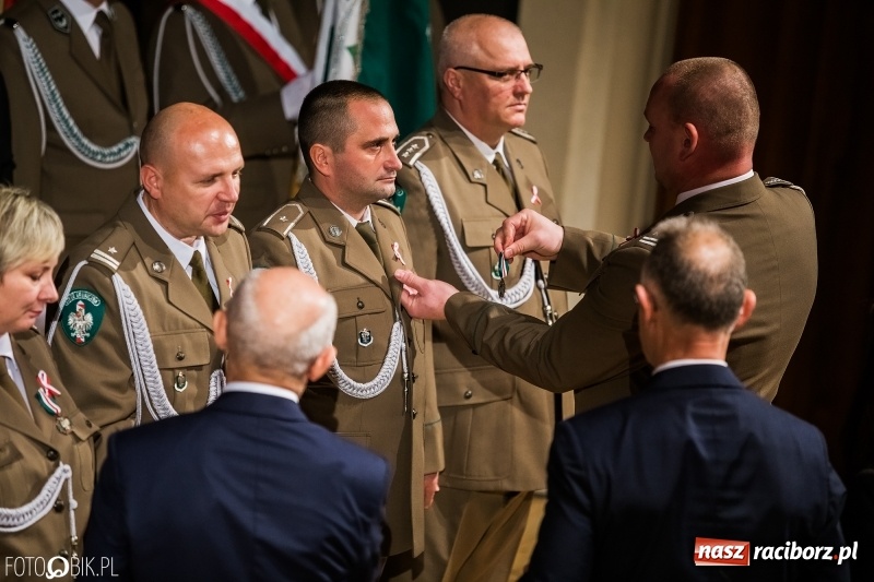 Zdjęcie w galerii na portalu naszraciborz.pl: Raciborskie obchody Narodowego Święta Niepodległości i Dnia Służby Cywilnej wiadomości z regionu