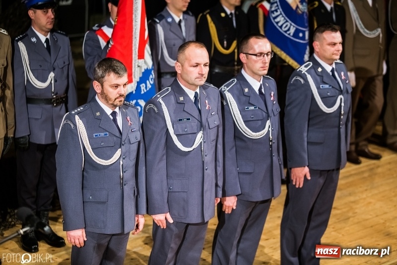 Zdjęcie w galerii na portalu naszraciborz.pl: Raciborskie obchody Narodowego Święta Niepodległości i Dnia Służby Cywilnej wiadomości z regionu