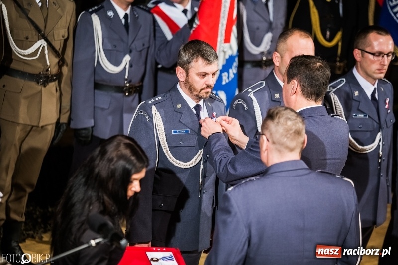 Zdjęcie w galerii na portalu naszraciborz.pl: Raciborskie obchody Narodowego Święta Niepodległości i Dnia Służby Cywilnej wiadomości z regionu