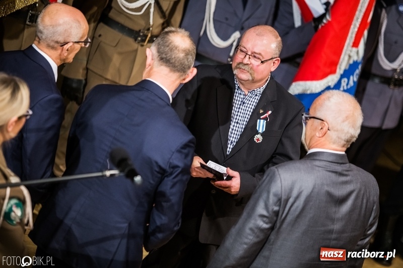 Zdjęcie w galerii na portalu naszraciborz.pl: Raciborskie obchody Narodowego Święta Niepodległości i Dnia Służby Cywilnej wiadomości z regionu