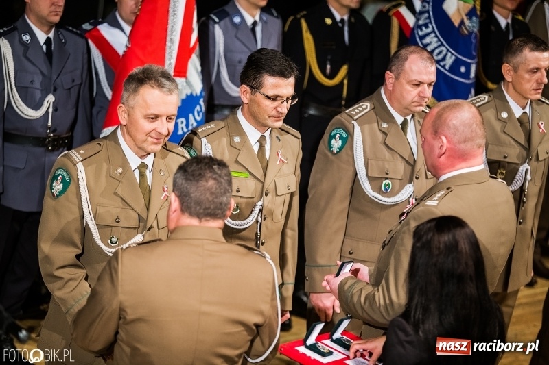 Zdjęcie w galerii na portalu naszraciborz.pl: Raciborskie obchody Narodowego Święta Niepodległości i Dnia Służby Cywilnej wiadomości z regionu