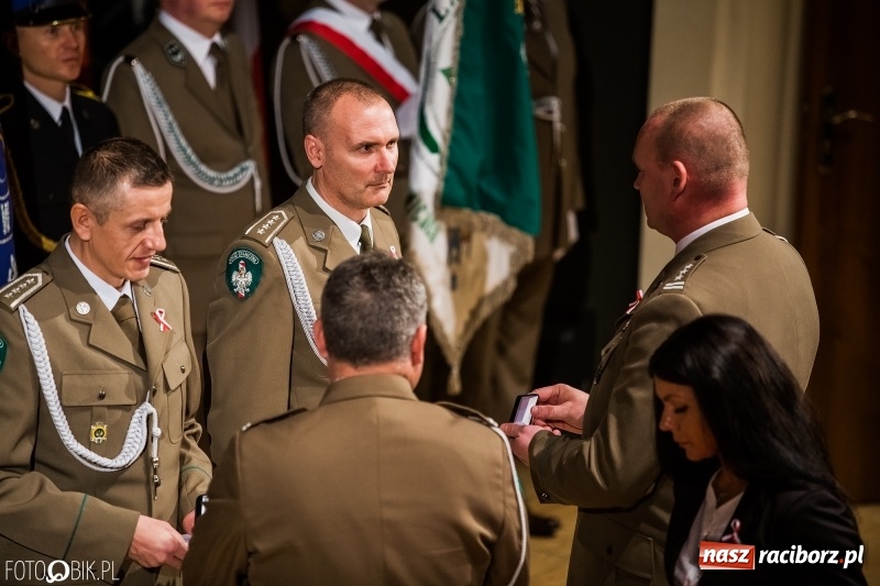Zdjęcie w galerii na portalu naszraciborz.pl: Raciborskie obchody Narodowego Święta Niepodległości i Dnia Służby Cywilnej wiadomości z regionu