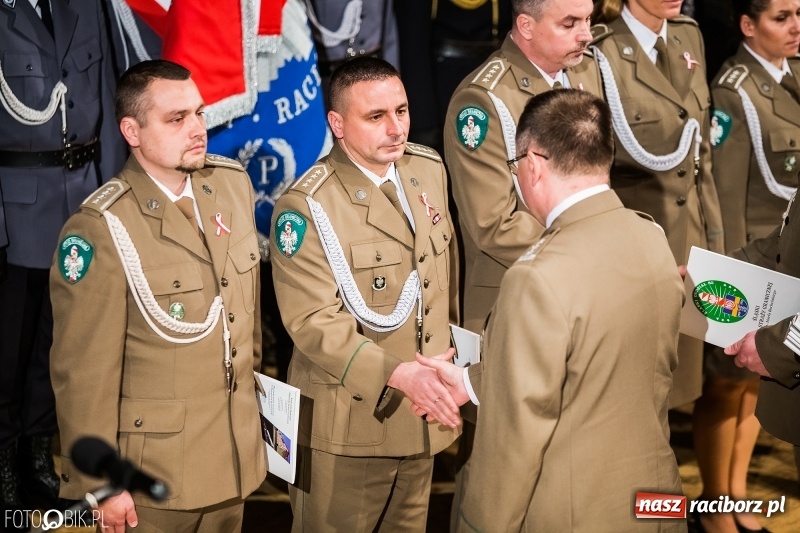 Zdjęcie w galerii na portalu naszraciborz.pl: Raciborskie obchody Narodowego Święta Niepodległości i Dnia Służby Cywilnej wiadomości z regionu