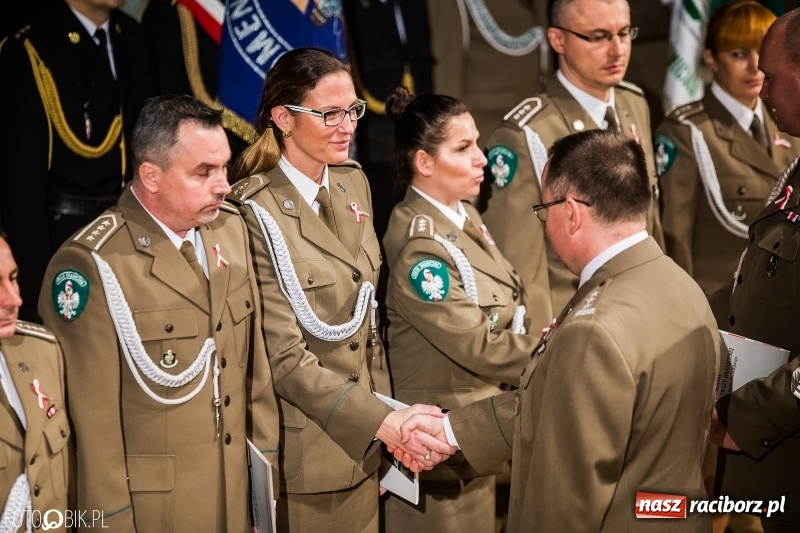 Zdjęcie w galerii na portalu naszraciborz.pl: Raciborskie obchody Narodowego Święta Niepodległości i Dnia Służby Cywilnej wiadomości z regionu