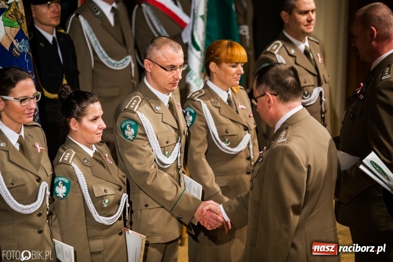 Zdjęcie w galerii na portalu naszraciborz.pl: Raciborskie obchody Narodowego Święta Niepodległości i Dnia Służby Cywilnej wiadomości z regionu