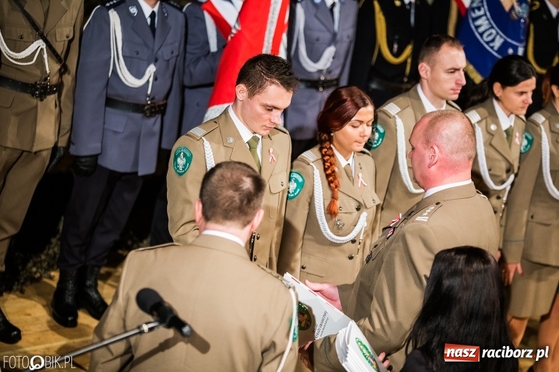 Zdjęcie w galerii na portalu naszraciborz.pl: Raciborskie obchody Narodowego Święta Niepodległości i Dnia Służby Cywilnej wiadomości z regionu
