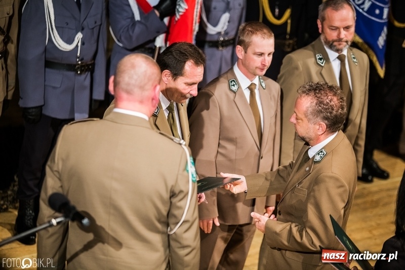 Zdjęcie w galerii na portalu naszraciborz.pl: Raciborskie obchody Narodowego Święta Niepodległości i Dnia Służby Cywilnej wiadomości z regionu