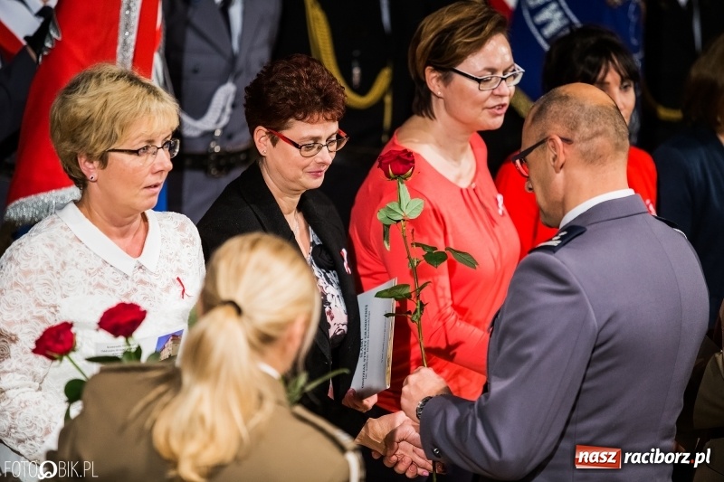 Zdjęcie w galerii na portalu naszraciborz.pl: Raciborskie obchody Narodowego Święta Niepodległości i Dnia Służby Cywilnej wiadomości z regionu