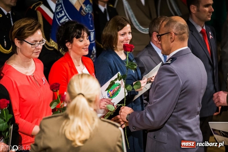 Zdjęcie w galerii na portalu naszraciborz.pl: Raciborskie obchody Narodowego Święta Niepodległości i Dnia Służby Cywilnej wiadomości z regionu