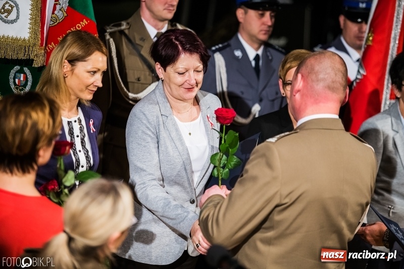 Zdjęcie w galerii na portalu naszraciborz.pl: Raciborskie obchody Narodowego Święta Niepodległości i Dnia Służby Cywilnej wiadomości z regionu