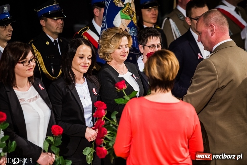 Zdjęcie w galerii na portalu naszraciborz.pl: Raciborskie obchody Narodowego Święta Niepodległości i Dnia Służby Cywilnej wiadomości z regionu