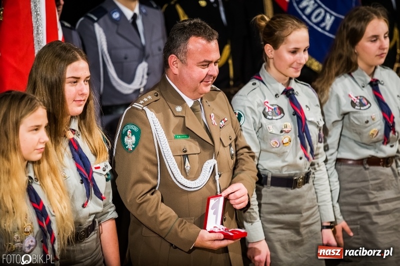 Zdjęcie w galerii na portalu naszraciborz.pl: Raciborskie obchody Narodowego Święta Niepodległości i Dnia Służby Cywilnej wiadomości z regionu