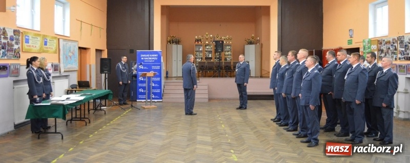 Zdjęcie w galerii na portalu naszraciborz.pl: Awanse na wyższe stopnie służbowe w Zakładzie Karnym w Raciborzu wiadomości z regionu
