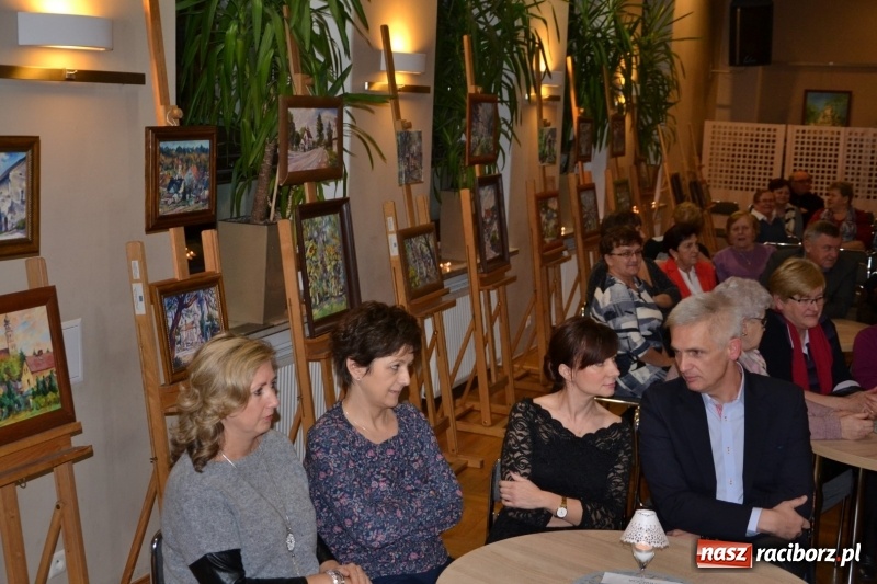 Zdjęcie w galerii na portalu naszraciborz.pl: Ocalmy je od zapomnienia. Wieczór przy świecach w Tworkowie  wiadomości z regionu