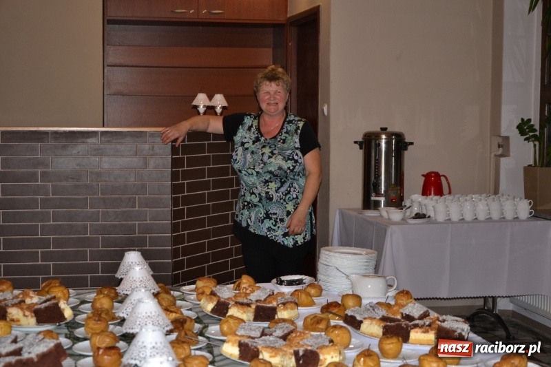 Zdjęcie w galerii na portalu naszraciborz.pl: Ocalmy je od zapomnienia. Wieczór przy świecach w Tworkowie  wiadomości z regionu