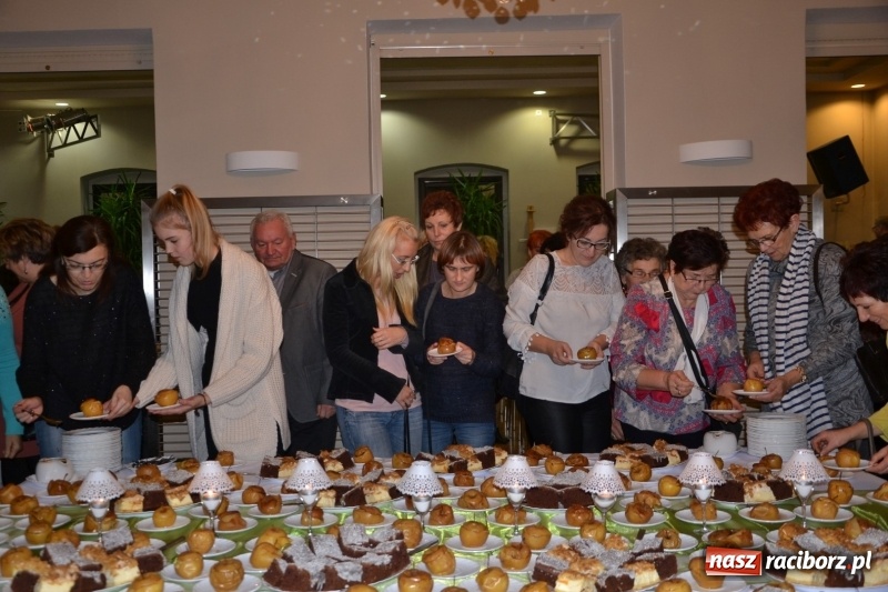 Zdjęcie w galerii na portalu naszraciborz.pl: Ocalmy je od zapomnienia. Wieczór przy świecach w Tworkowie  wiadomości z regionu