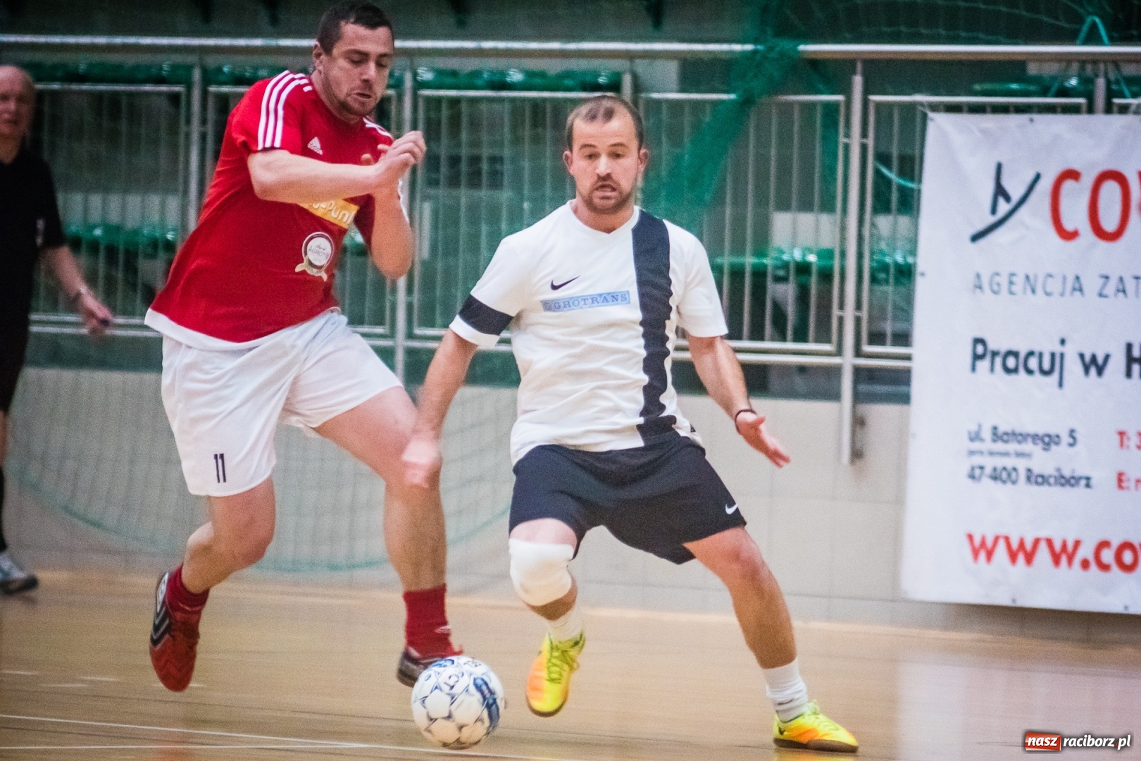 Zdjęcie w galerii na portalu naszraciborz.pl: Piątkowe emocje z HLPN. Wygrane Wil-Met i Geodezji Geo-Punkt wiadomości z regionu