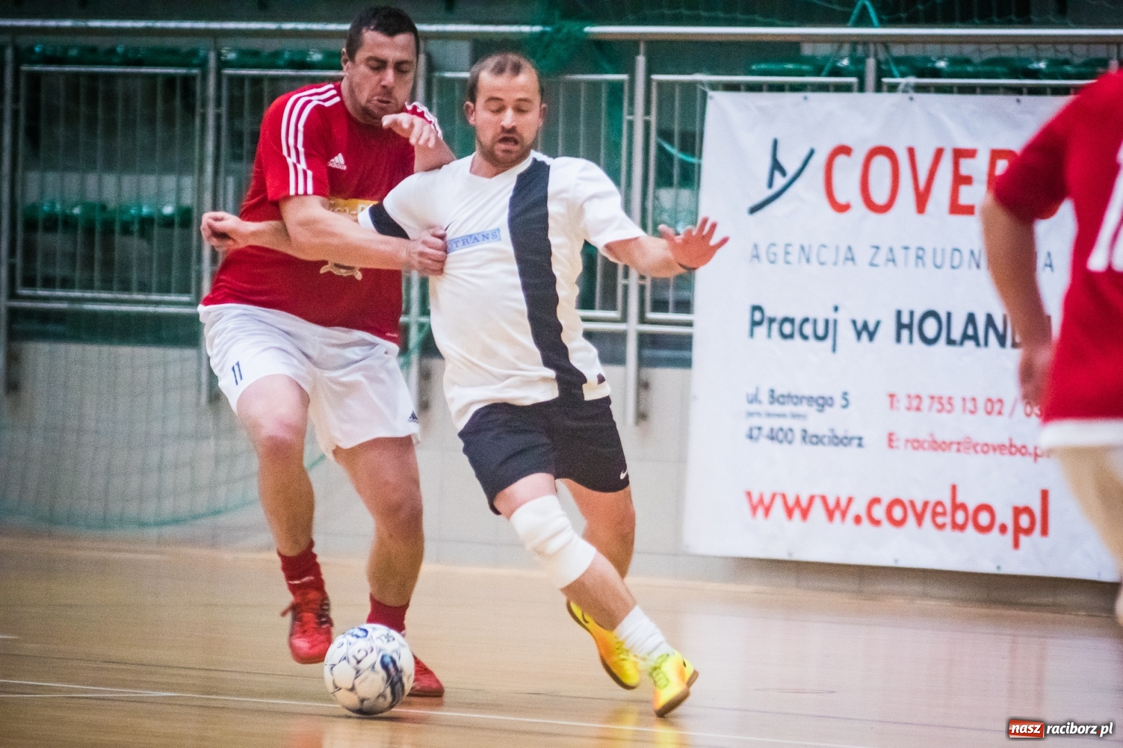 Zdjęcie w galerii na portalu naszraciborz.pl: Piątkowe emocje z HLPN. Wygrane Wil-Met i Geodezji Geo-Punkt wiadomości z regionu