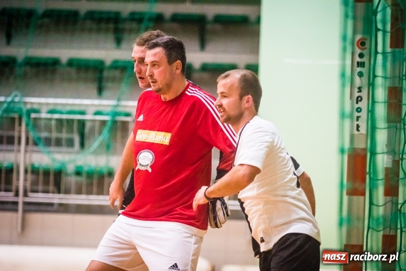 Zdjęcie w galerii na portalu naszraciborz.pl: Piątkowe emocje z HLPN. Wygrane Wil-Met i Geodezji Geo-Punkt wiadomości z regionu