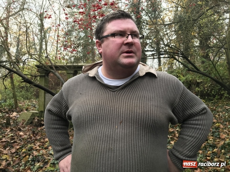 Zdjęcie w galerii na portalu naszraciborz.pl: Miasto i młodzież z poprawczaka wsparło Stowarzyszenie Odra 1945  wiadomości z regionu