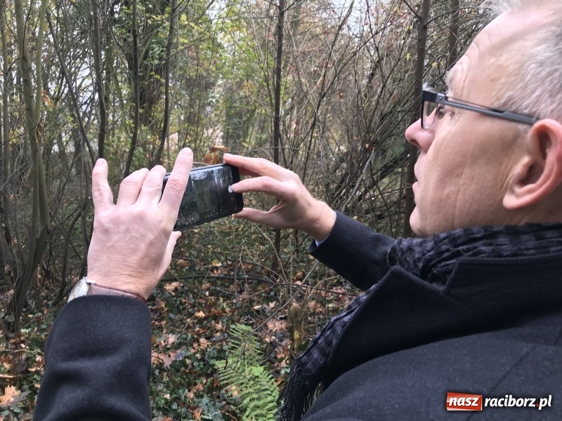 Zdjęcie w galerii na portalu naszraciborz.pl: Miasto i młodzież z poprawczaka wsparło Stowarzyszenie Odra 1945  wiadomości z regionu