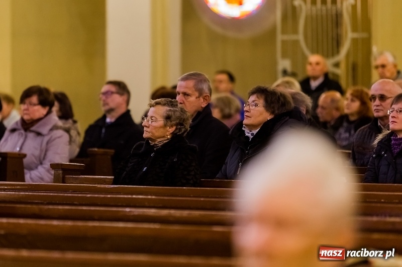 Zdjęcie w galerii na portalu naszraciborz.pl: Ostatnie pożegnanie śp. Pawła Kowola wiadomości z regionu