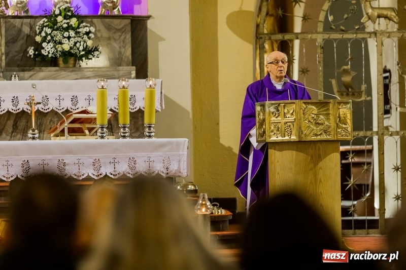 Zdjęcie w galerii na portalu naszraciborz.pl: Ostatnie pożegnanie śp. Pawła Kowola wiadomości z regionu
