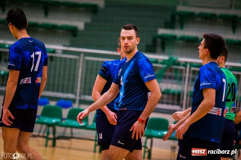 Zdjęcie w galerii na portalu naszraciborz.pl: Siatkarze Rafako Racibórz nadal niepokonani  wiadomości z regionu