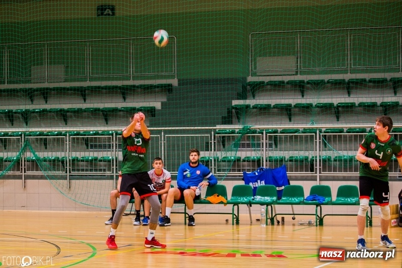 Zdjęcie w galerii na portalu naszraciborz.pl: Siatkarze Rafako Racibórz nadal niepokonani  wiadomości z regionu