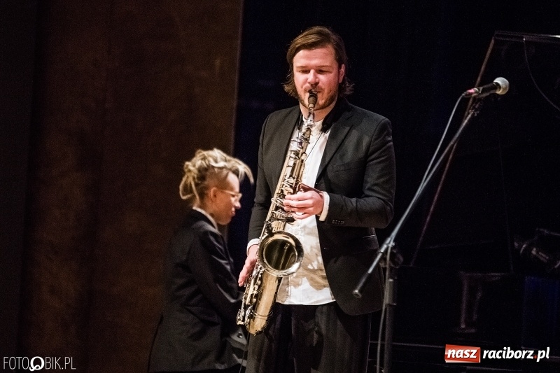 Zdjęcie w galerii na portalu naszraciborz.pl: Wojtek Mazolewski Quintet zagrał w Raciborzu wiadomości z regionu