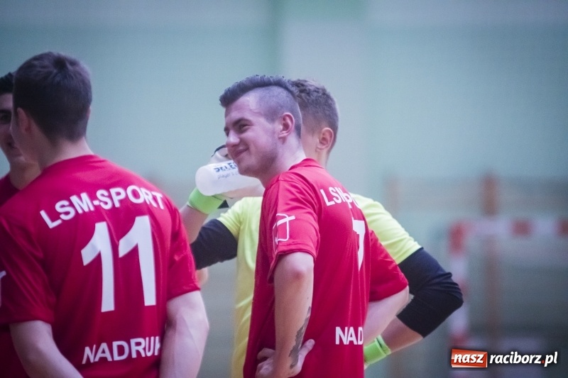 Zdjęcie w galerii na portalu naszraciborz.pl: Wygrana Willi Wiktorii Brenna i remis w trzeciej lidze, czyli sobota z HLPN wiadomości z regionu