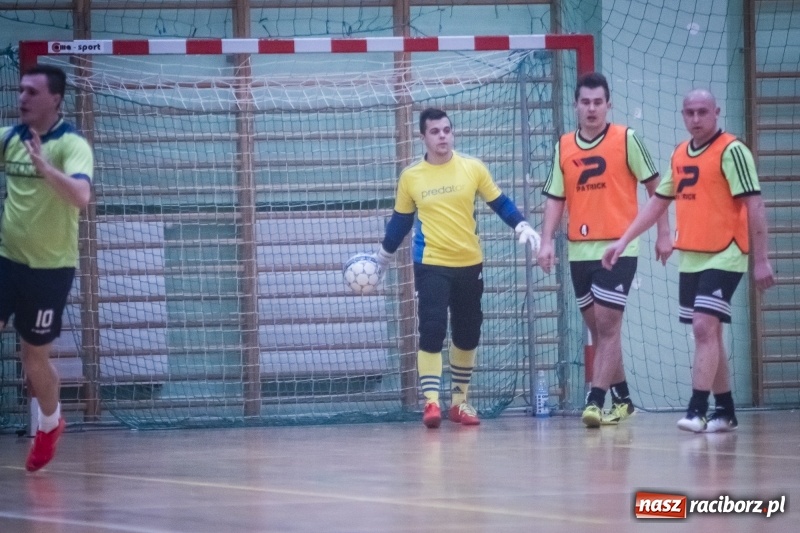 Zdjęcie w galerii na portalu naszraciborz.pl: Wygrana Willi Wiktorii Brenna i remis w trzeciej lidze, czyli sobota z HLPN wiadomości z regionu