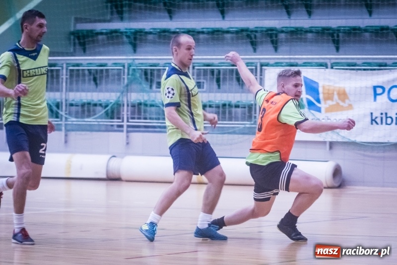 Zdjęcie w galerii na portalu naszraciborz.pl: Wygrana Willi Wiktorii Brenna i remis w trzeciej lidze, czyli sobota z HLPN wiadomości z regionu