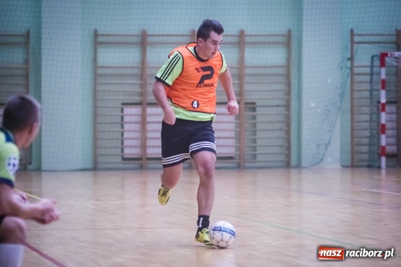 Zdjęcie w galerii na portalu naszraciborz.pl: Wygrana Willi Wiktorii Brenna i remis w trzeciej lidze, czyli sobota z HLPN wiadomości z regionu