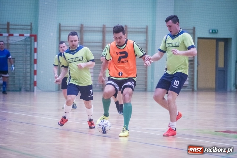 Zdjęcie w galerii na portalu naszraciborz.pl: Wygrana Willi Wiktorii Brenna i remis w trzeciej lidze, czyli sobota z HLPN wiadomości z regionu