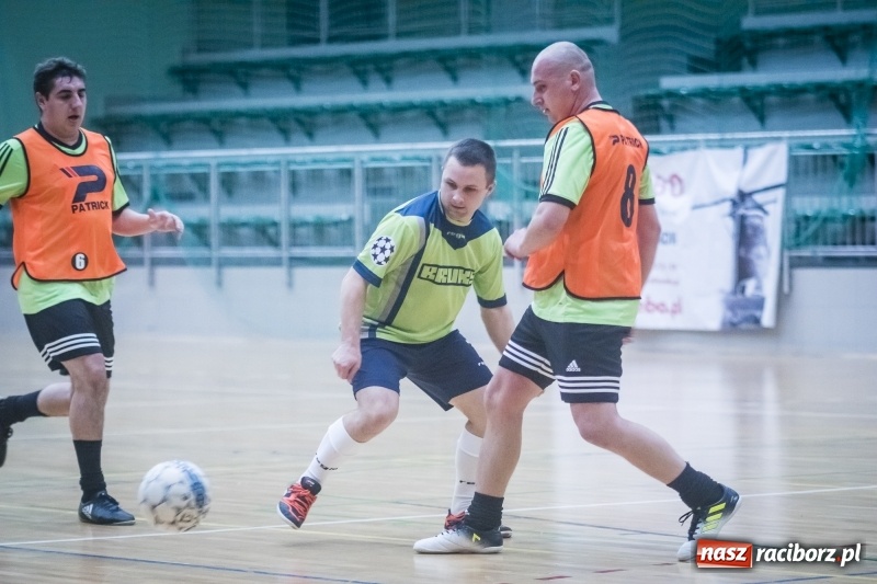 Zdjęcie w galerii na portalu naszraciborz.pl: Wygrana Willi Wiktorii Brenna i remis w trzeciej lidze, czyli sobota z HLPN wiadomości z regionu