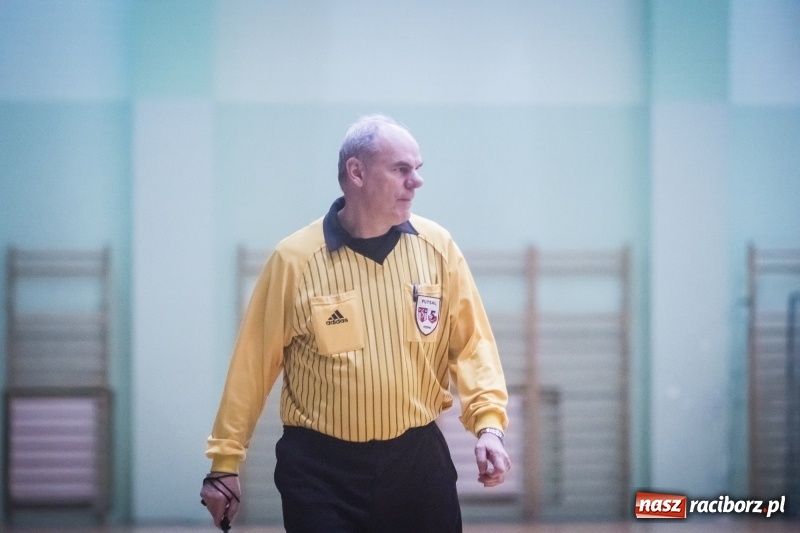 Zdjęcie w galerii na portalu naszraciborz.pl: Wygrana Willi Wiktorii Brenna i remis w trzeciej lidze, czyli sobota z HLPN wiadomości z regionu