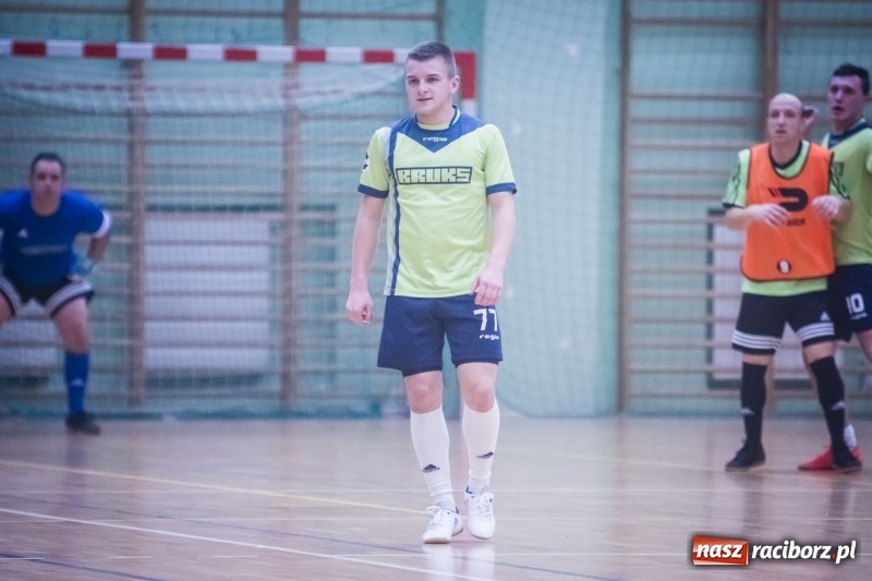 Zdjęcie w galerii na portalu naszraciborz.pl: Wygrana Willi Wiktorii Brenna i remis w trzeciej lidze, czyli sobota z HLPN wiadomości z regionu